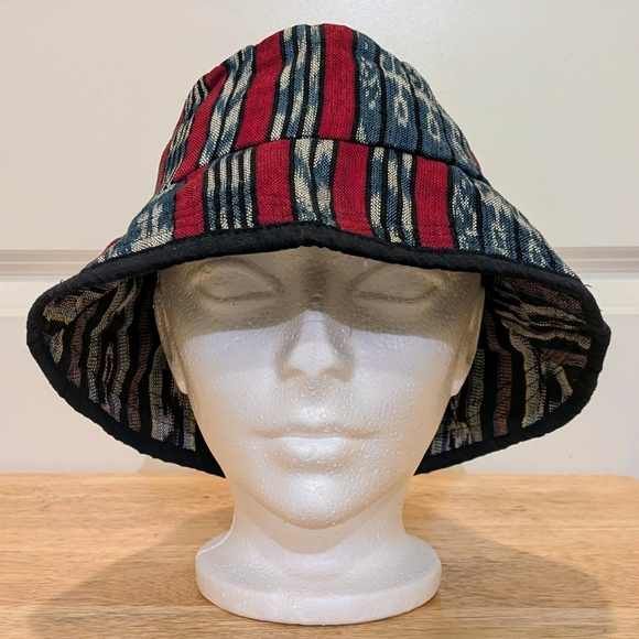 NWOT Beckwoman 100% Guatemalan Cotton Handmade Reversible Bucket Hat - Picture 6 of 6